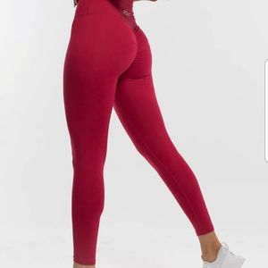 Echt Apparel Force Scrunch Leggings in Crimson